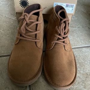 UGG K Derick boys boots size 2